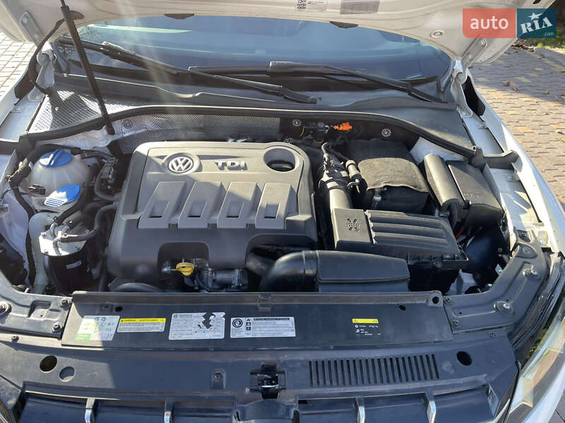 Седан Volkswagen Passat 2014 в Ровно фото 11 Седан Volkswagen Passat 2014 в Ровно