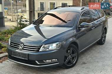 Універсал Volkswagen Passat 2011 в Хмельницькому
