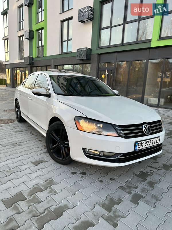Volkswagen Passat 2011