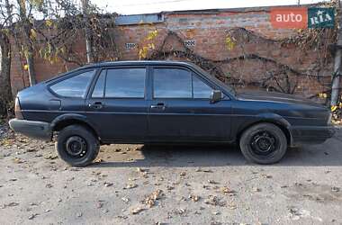 Универсал Volkswagen Passat 1984 в Виннице
