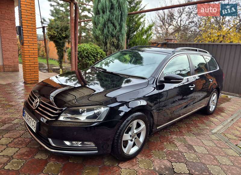 Универсал Volkswagen Passat 2013 в Запорожье