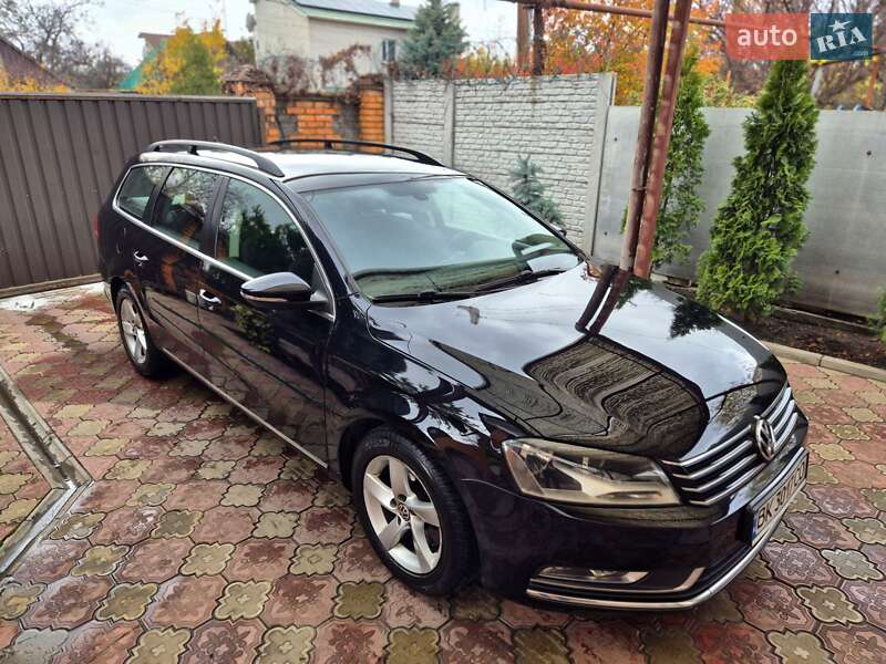 Универсал Volkswagen Passat 2013 в Запорожье