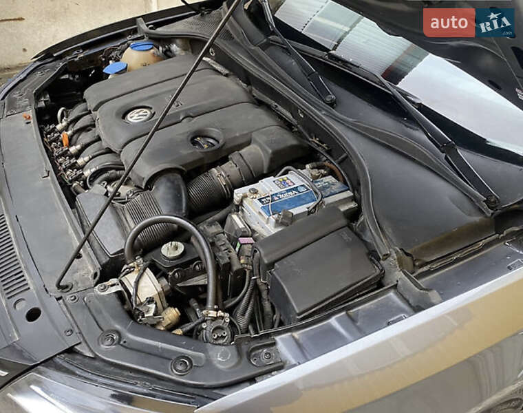 Седан Volkswagen Passat 2012 в Тростянце
