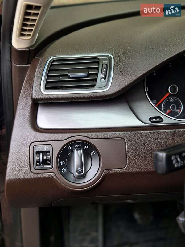 Универсал Volkswagen Passat 2013 в Запорожье