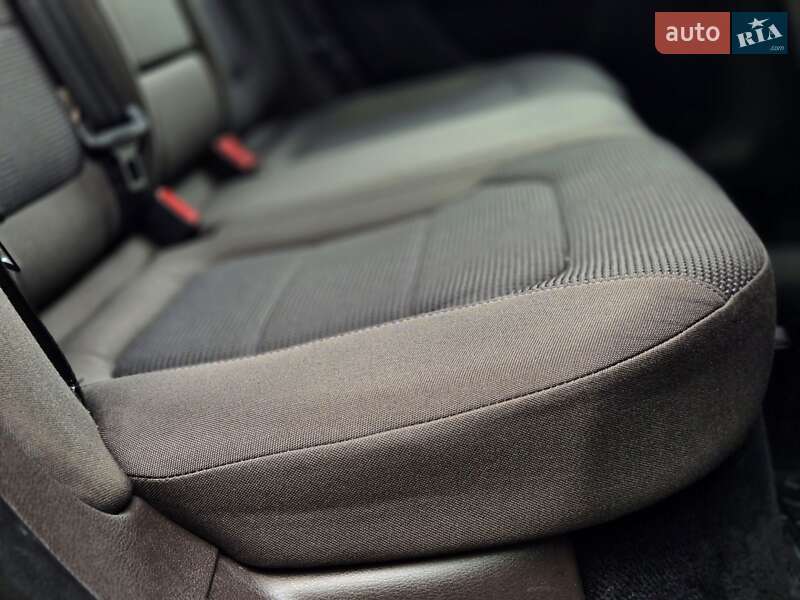 Универсал Volkswagen Passat 2013 в Запорожье