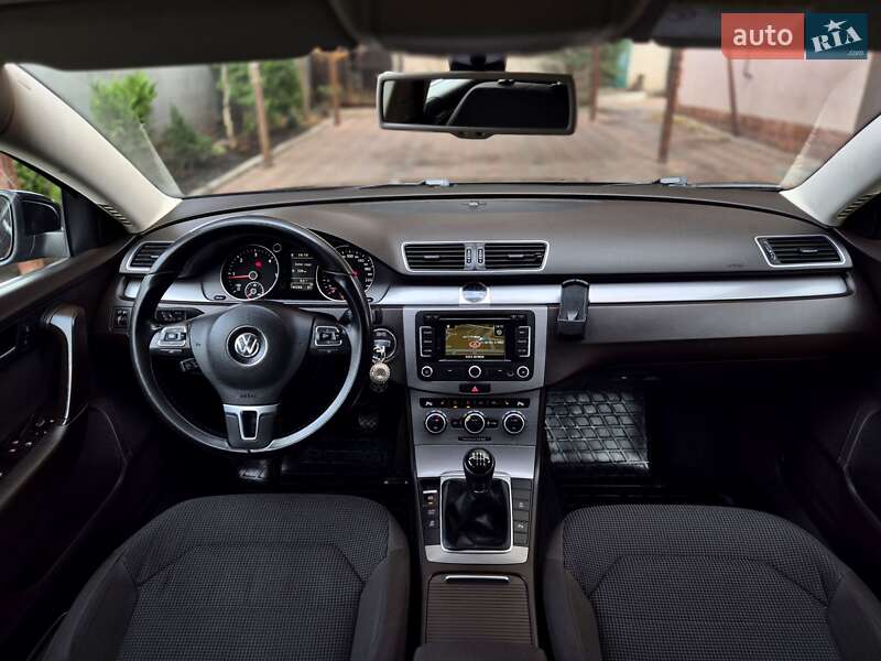 Универсал Volkswagen Passat 2013 в Запорожье