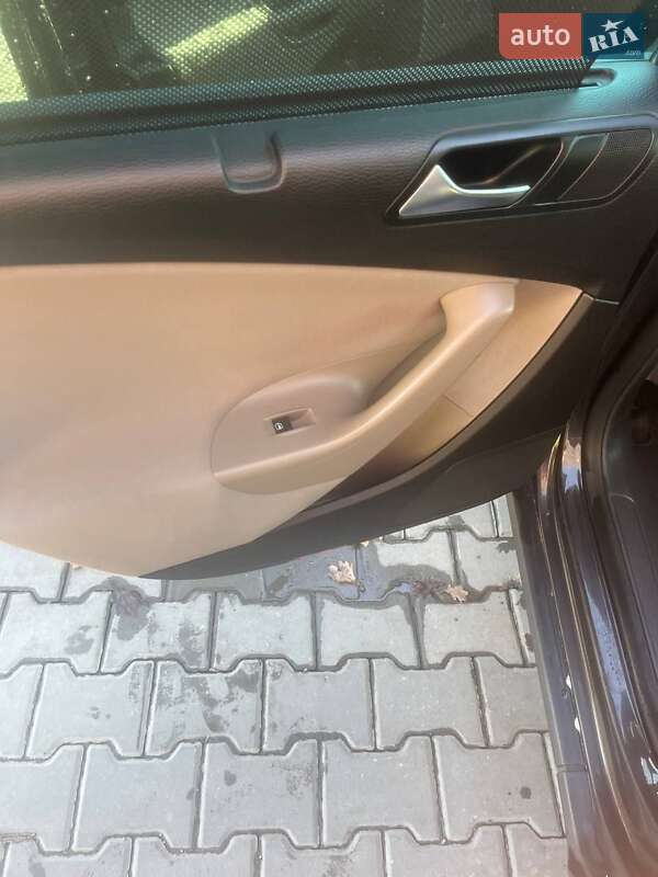 Универсал Volkswagen Passat 2010 в Тернополе