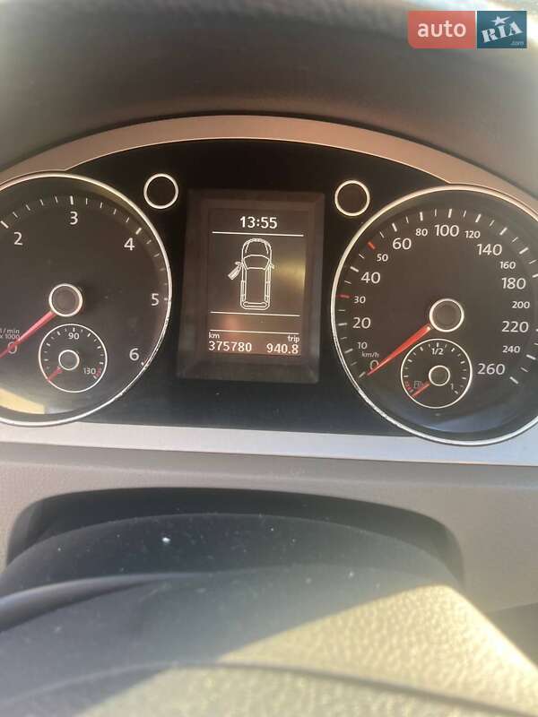 Универсал Volkswagen Passat 2010 в Тернополе