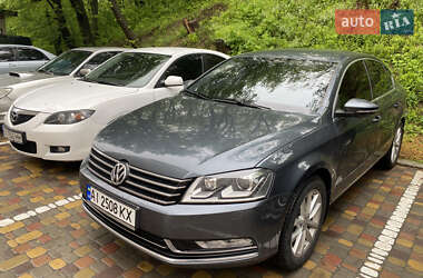 Седан Volkswagen Passat 2011 в Кривому Розі