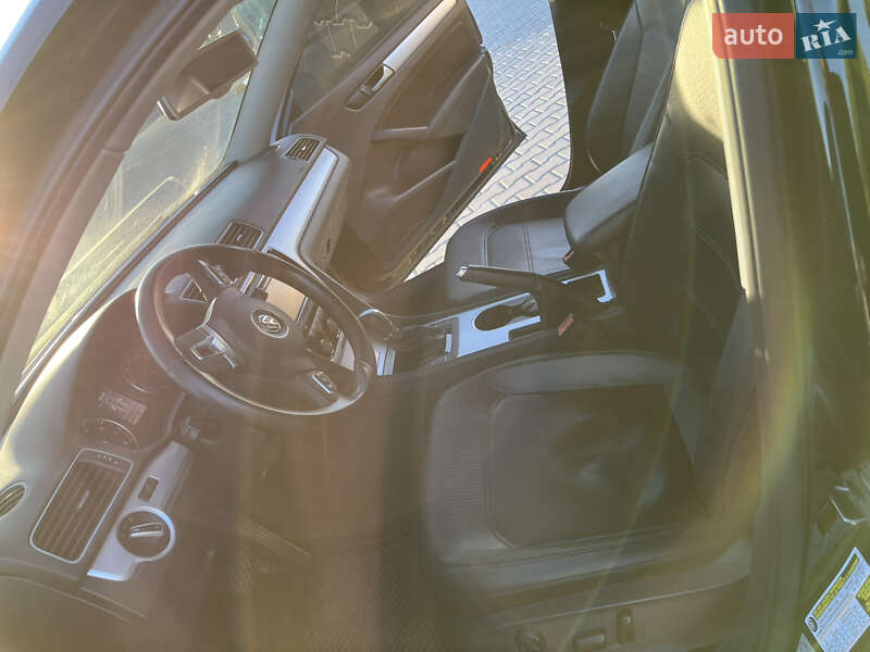 Седан Volkswagen Passat 2013 в Николаеве