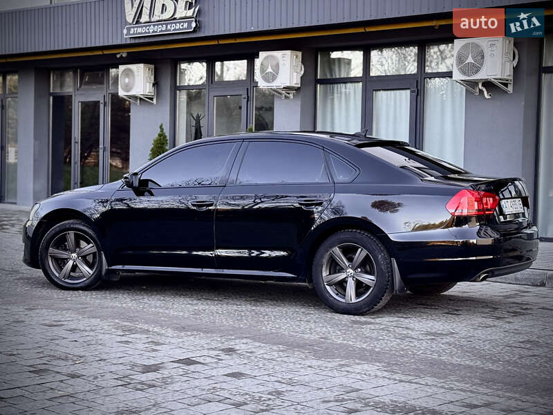 Седан Volkswagen Passat 2012 в Львове