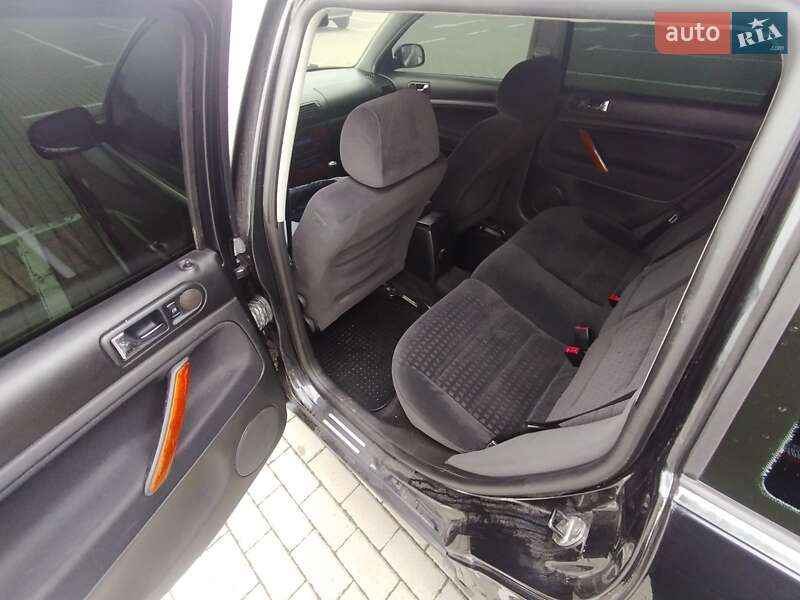 Универсал Volkswagen Passat 2002 в Нововолынске