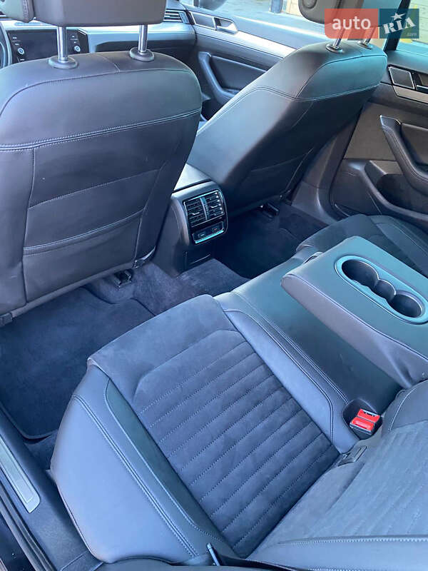 Универсал Volkswagen Passat 2019 в Луцке