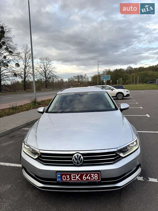 Универсал Volkswagen Passat 2016 в Ровно