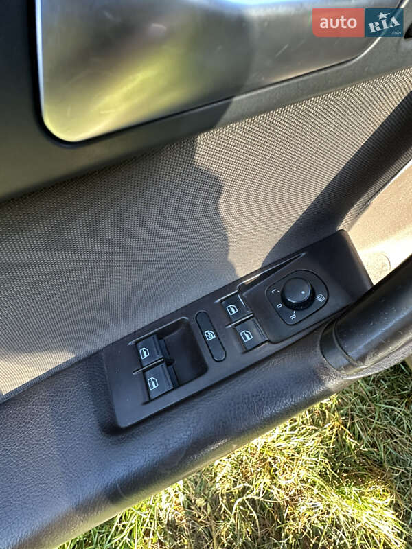 Универсал Volkswagen Passat 2012 в Бучаче фото 16 Универсал Volkswagen Passat 2012 в Бучаче