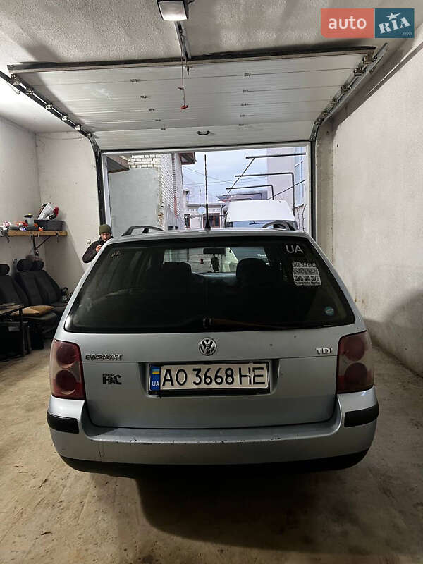 Универсал Volkswagen Passat 2003 в Виноградове фото 3 Универсал Volkswagen Passat 2003 в Виноградове