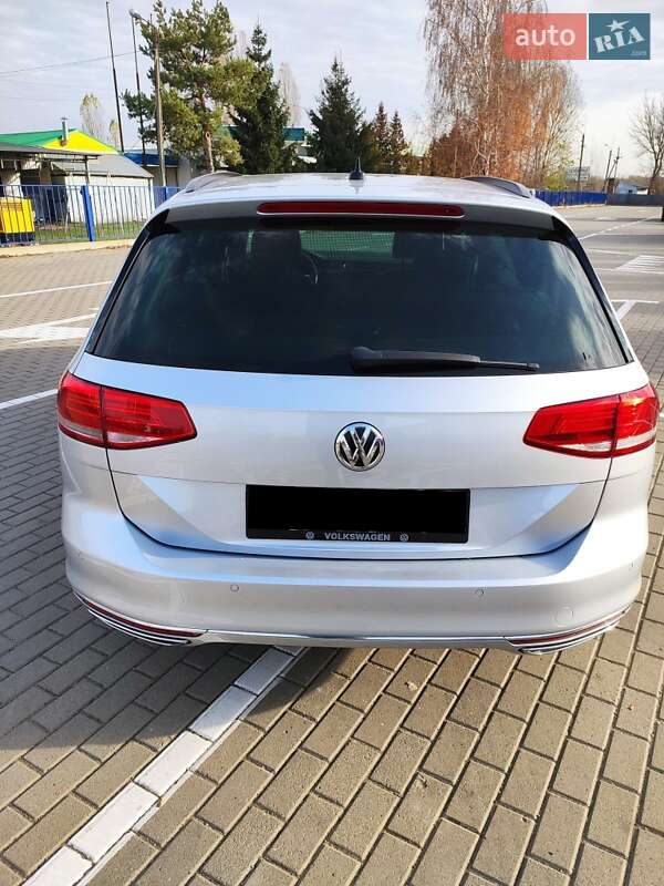 Універсал Volkswagen Passat 2015 в Ковелі