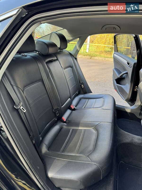 Седан Volkswagen Passat 2012 в Ровно фото 15 Седан Volkswagen Passat 2012 в Ровно