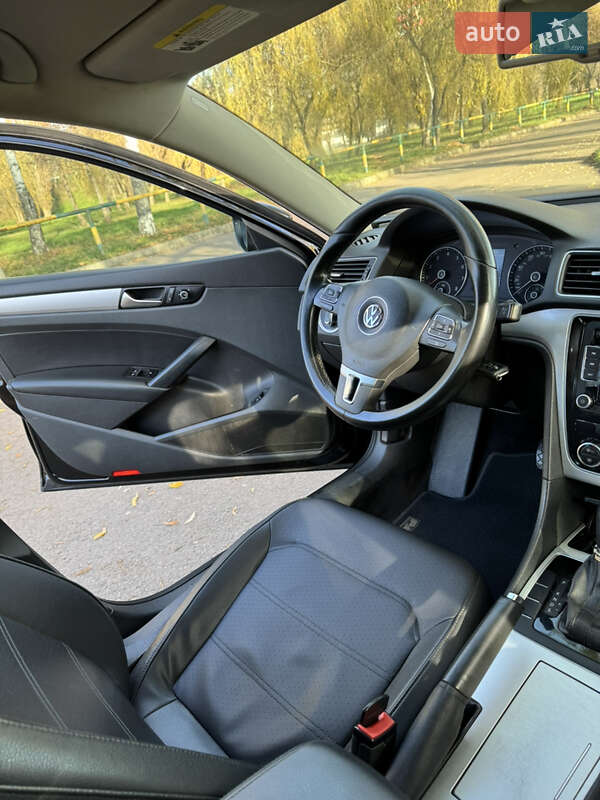 Седан Volkswagen Passat 2012 в Ровно фото 17 Седан Volkswagen Passat 2012 в Ровно