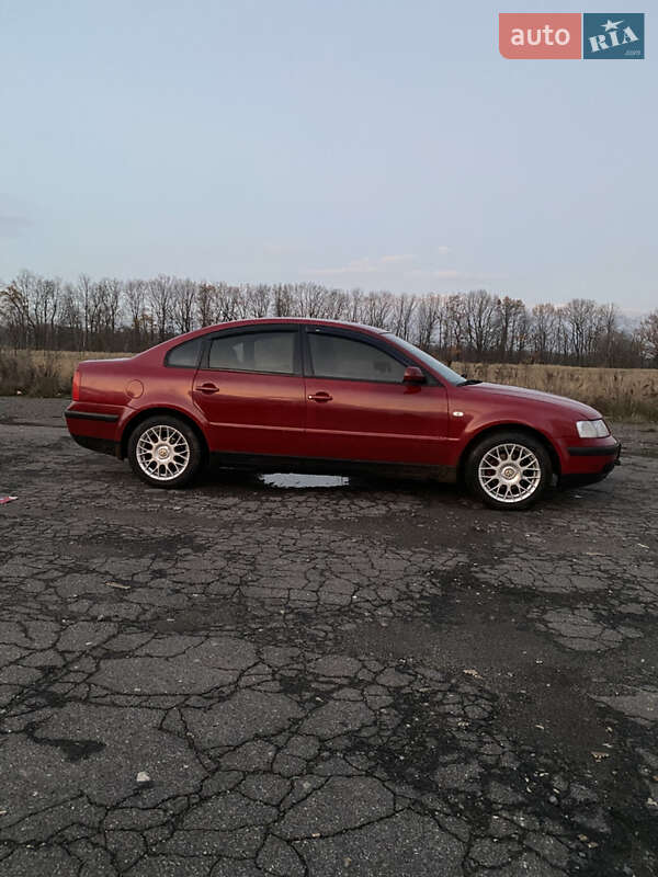 Седан Volkswagen Passat 1997 в Жмеринке
