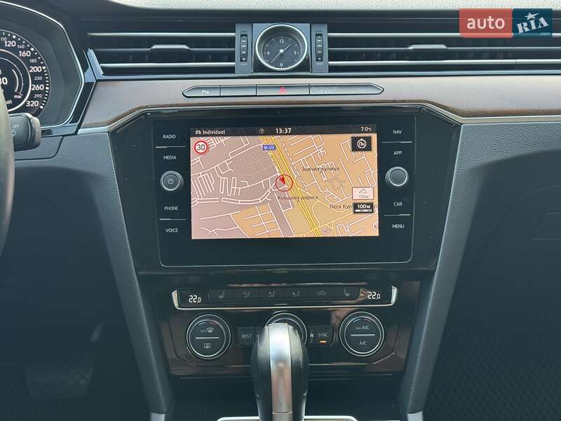 Седан Volkswagen Passat 2018 в Киеве фото 23 Седан Volkswagen Passat 2018 в Киеве