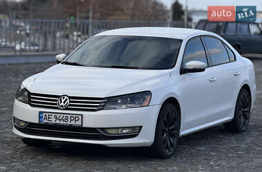 Седан Volkswagen Passat 2014 в Дніпрі