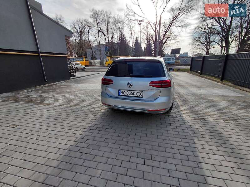 Універсал Volkswagen Passat 2017 в Борщеві