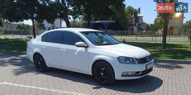 Седан Volkswagen Passat 2013 в Черновцах фото Седан Volkswagen Passat 2013 в Черновцах