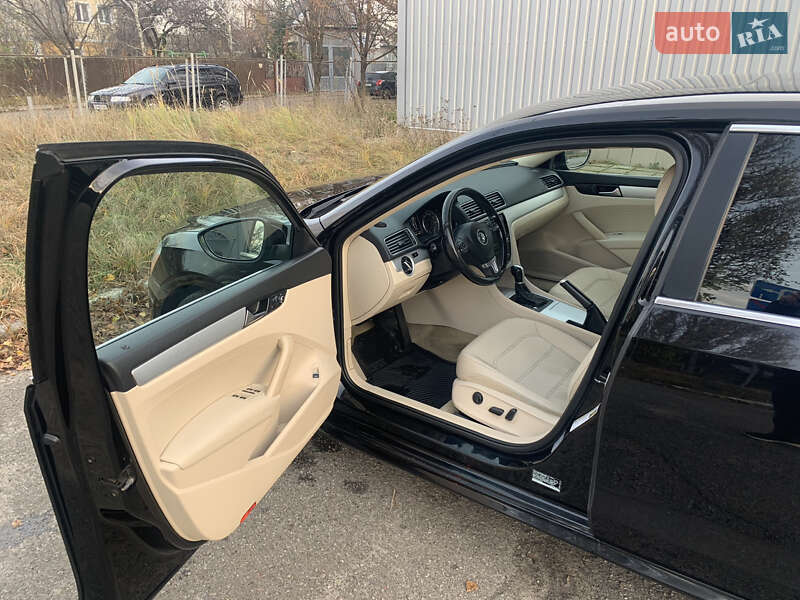 Седан Volkswagen Passat 2012 в Чернігові фото 9 Седан Volkswagen Passat 2012 в Чернігові