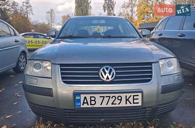 Седан Volkswagen Passat 2004 в Гайсину