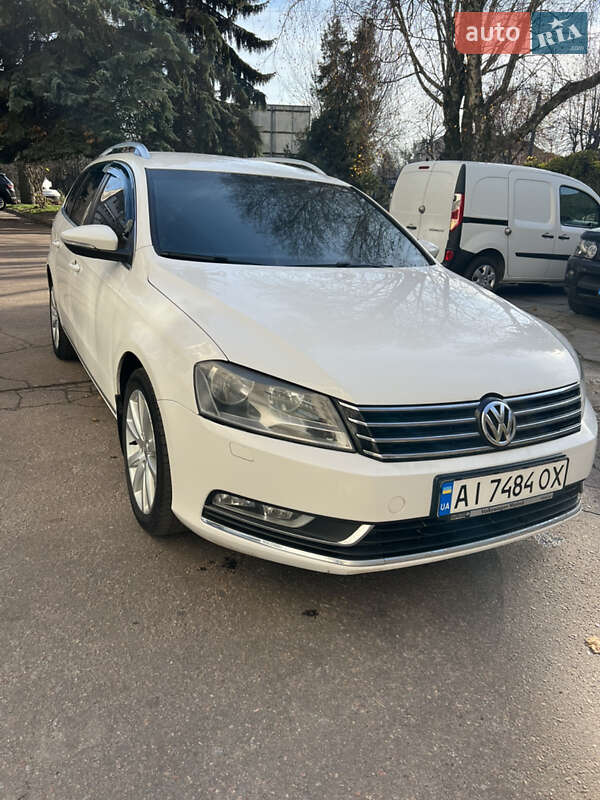 Универсал Volkswagen Passat 2012 в Житомире фото 3 Универсал Volkswagen Passat 2012 в Житомире