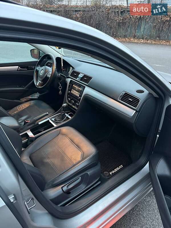 Седан Volkswagen Passat 2011 в Днепре фото 20 Седан Volkswagen Passat 2011 в Днепре