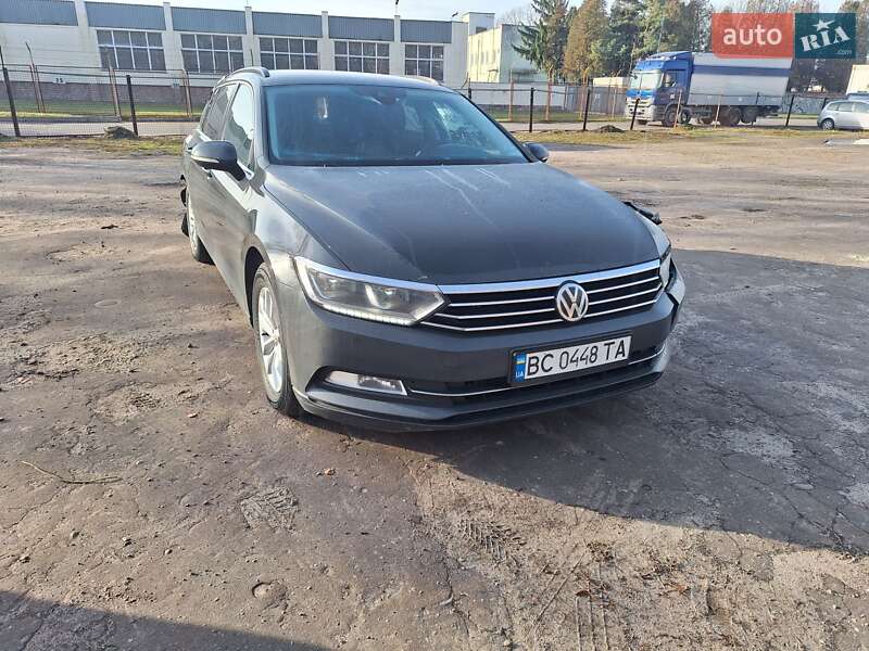 Универсал Volkswagen Passat 2019 в Львове фото 2 Универсал Volkswagen Passat 2019 в Львове