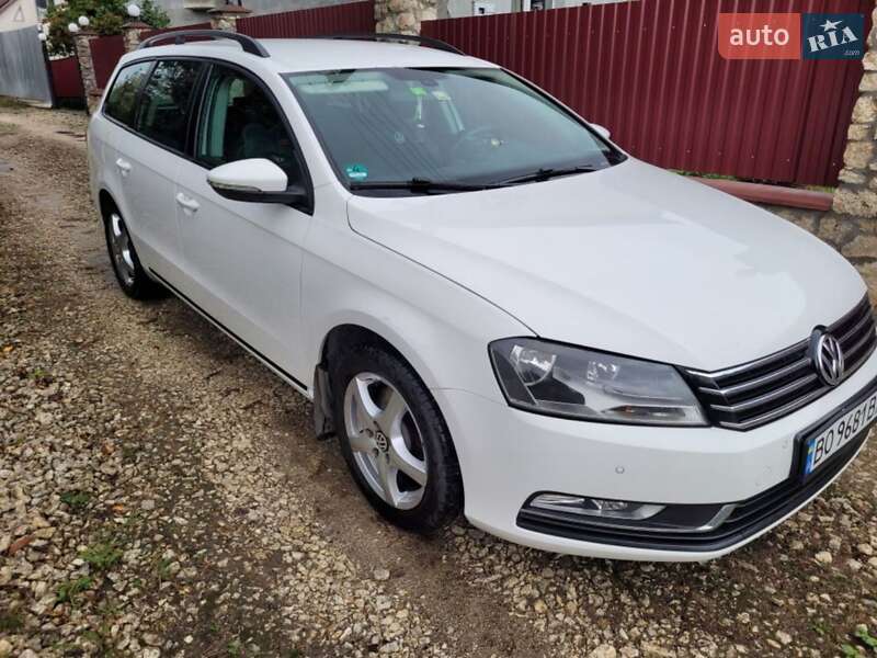 Универсал Volkswagen Passat 2013 в Тернополе