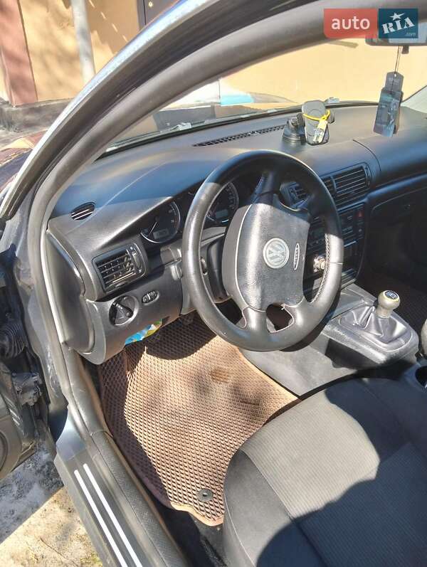 Универсал Volkswagen Passat 2003 в Хмельнике фото 4 Универсал Volkswagen Passat 2003 в Хмельнике