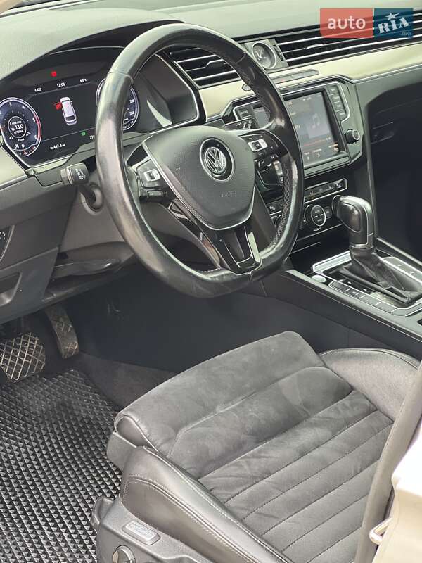 Универсал Volkswagen Passat 2015 в Хмельницком фото 15 Универсал Volkswagen Passat 2015 в Хмельницком