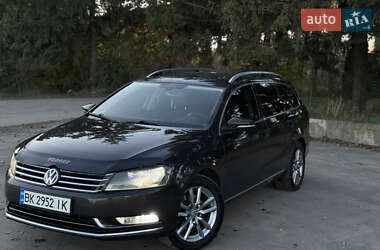 Універсал Volkswagen Passat 2011 в Березному
