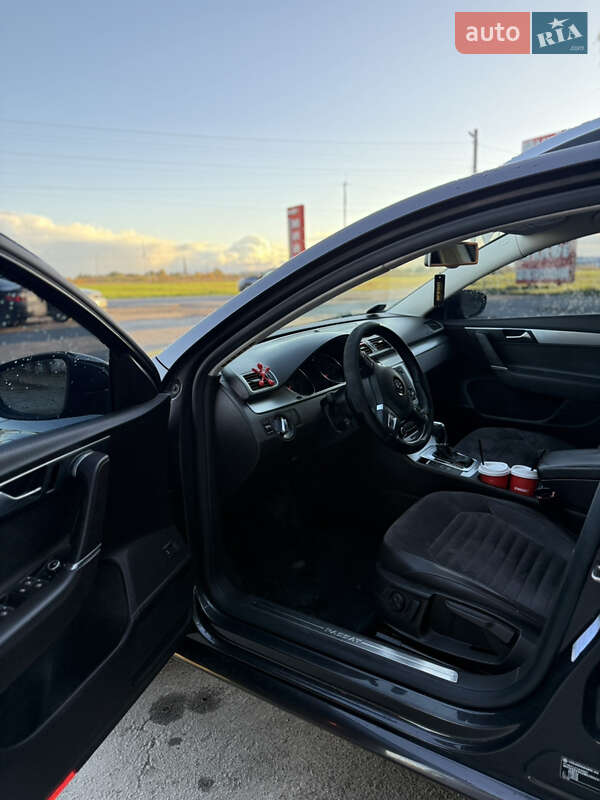 Универсал Volkswagen Passat 2011 в Березному фото 15 Универсал Volkswagen Passat 2011 в Березному