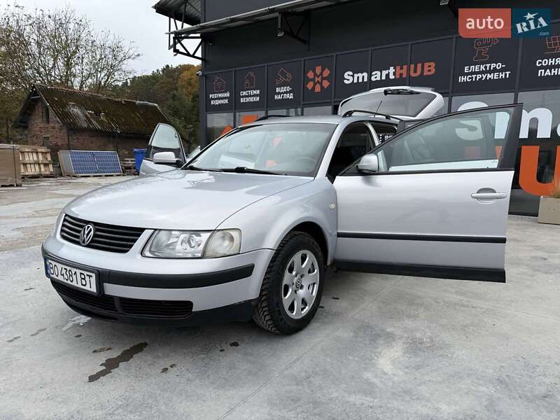 Универсал Volkswagen Passat 1999 в Теофиполе
