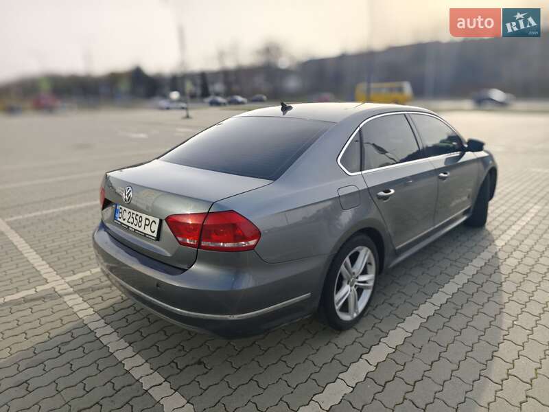 Седан Volkswagen Passat 2013 в Львове фото 3 Седан Volkswagen Passat 2013 в Львове