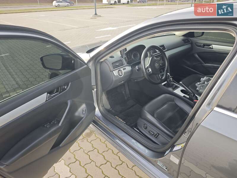 Седан Volkswagen Passat 2013 в Львове фото 15 Седан Volkswagen Passat 2013 в Львове