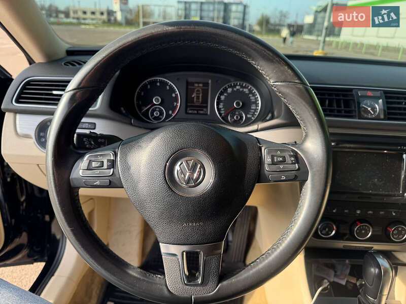 Седан Volkswagen Passat 2014 в Одессе фото 8 Седан Volkswagen Passat 2014 в Одессе