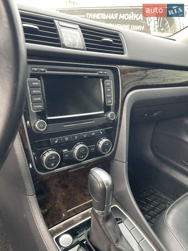 Седан Volkswagen Passat 2014 в Киеве фото 26 Седан Volkswagen Passat 2014 в Киеве