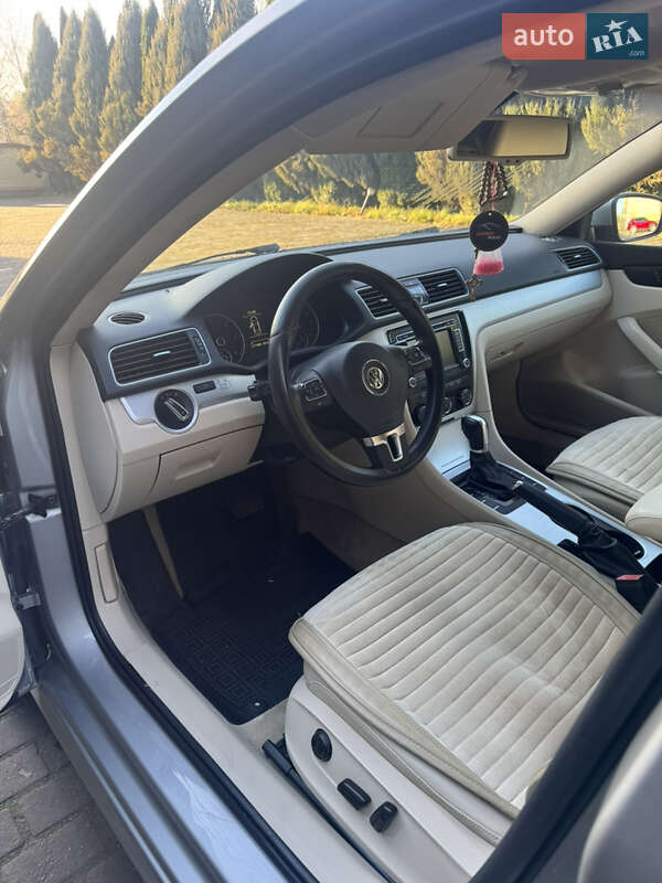 Седан Volkswagen Passat 2013 в Львове фото 11 Седан Volkswagen Passat 2013 в Львове