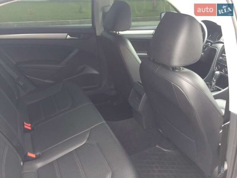 Седан Volkswagen Passat 2014 в Сумах