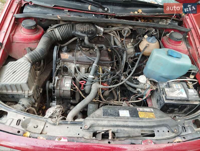 Универсал Volkswagen Passat 1989 в Сумах