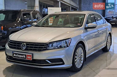 Седан Volkswagen Passat 2016 в Одессе