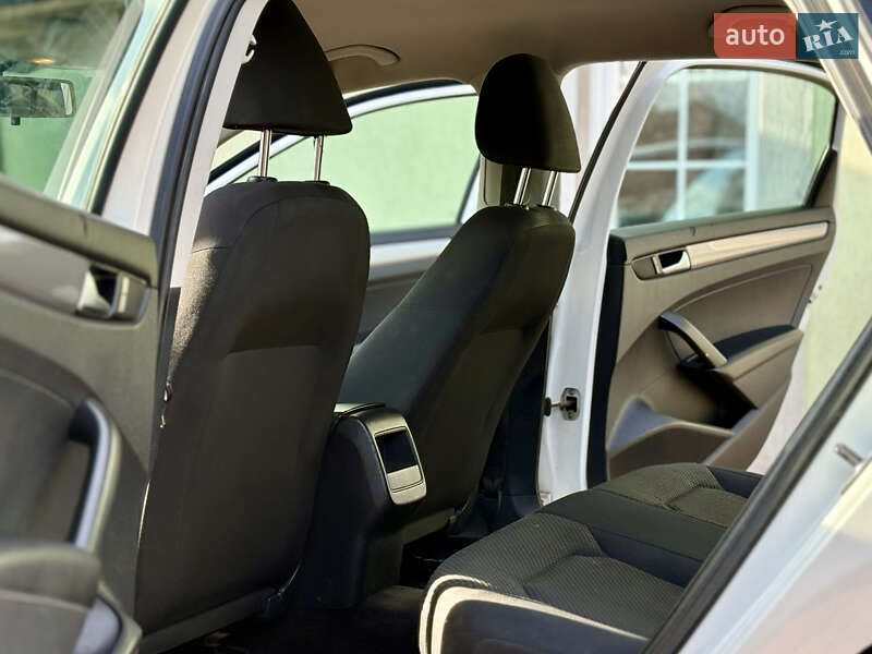 Седан Volkswagen Passat 2014 в Кременчуге фото 11 Седан Volkswagen Passat 2014 в Кременчуге