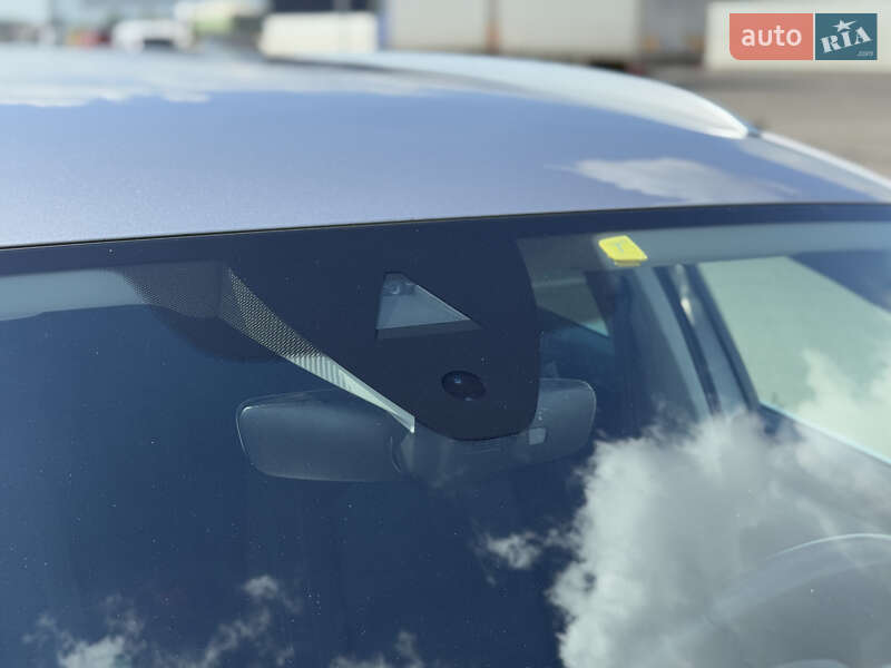 Універсал Volkswagen Passat 2021 в Львові