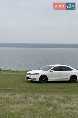 Седан Volkswagen Passat 2014 в Одесі